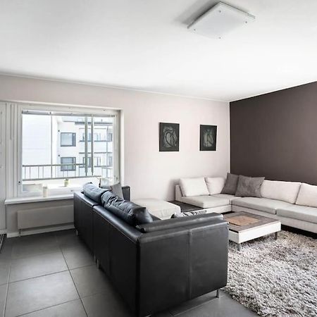 Majestic Penthouse With Sauna & High-Speed Wi-Fi And Parking Rovaniemi Buitenkant foto